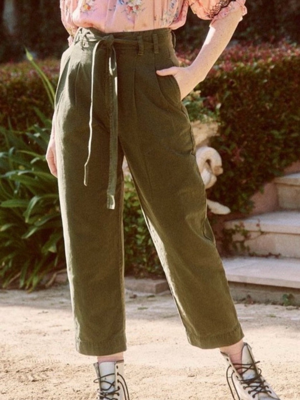 The GREAT statesman trousers pants olive green 26